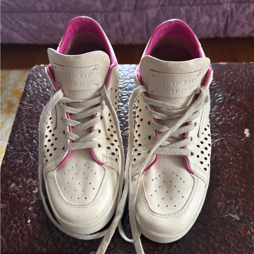 A.S. 98 Adria Milk & Fuchsia Sz 38  Stylish White and Pink Women's Sneakers